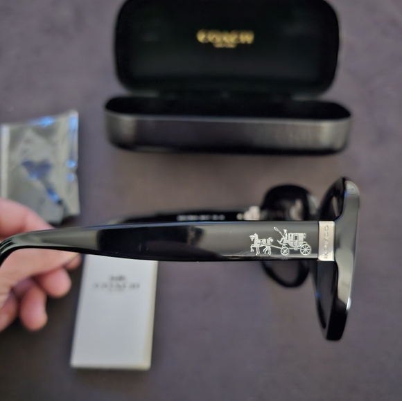 Coach Sunglasses - Picture 5 of 6